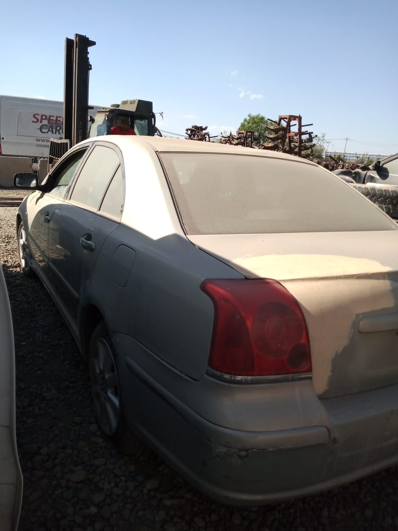  Toyota CORONA 2005    EN DESARME